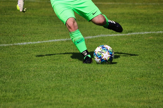 冲突中蕴含 冲突中蕴含